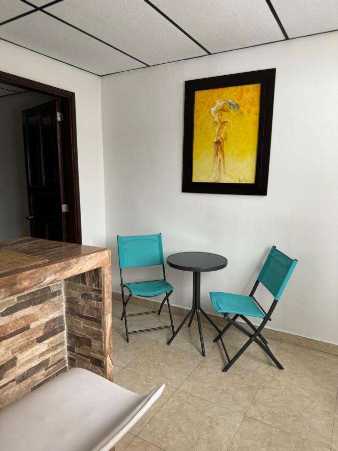 Acogedor Apartaestudio Ubicado En La Zona Rosa De Pereira Apartman Kültér fotó